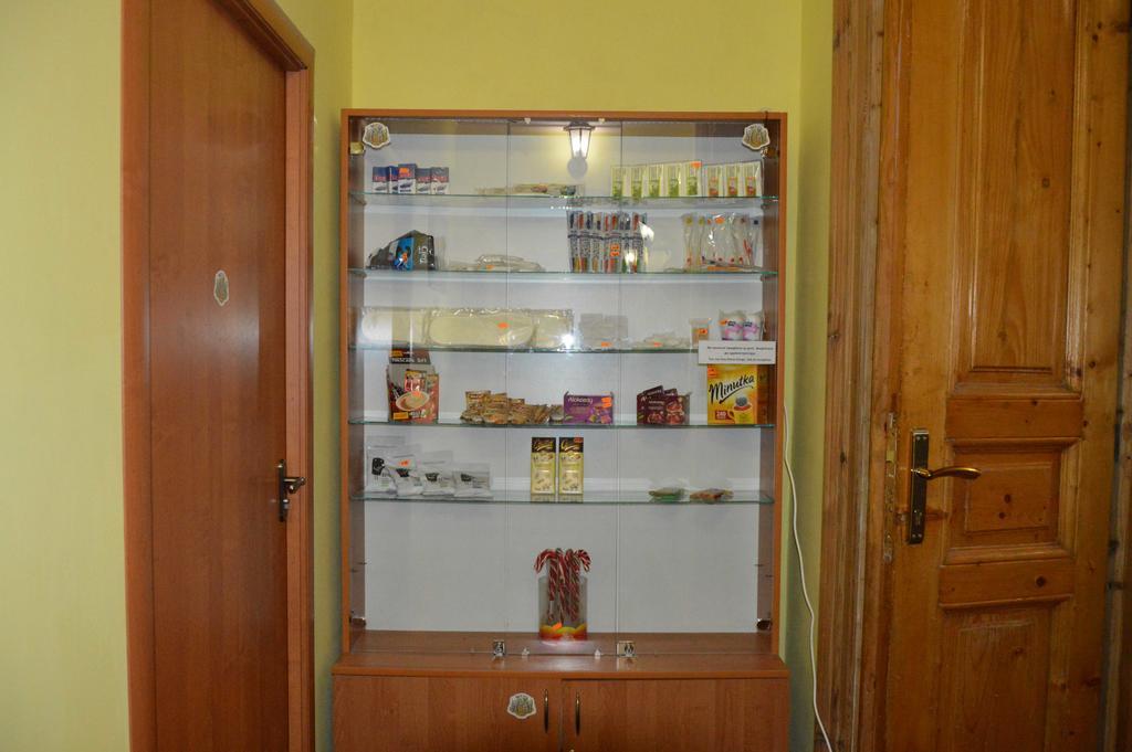 Lviv Lucky Hostel Bagian luar foto